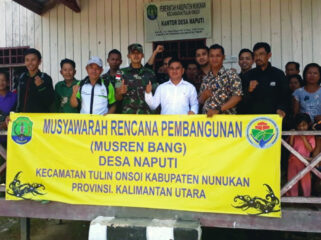 Salah satu kegiatan di Desa Naputi, Kecamatan Tulin Onsoi, Kabupaten Nunukan. (Foto: Onsoi Project)